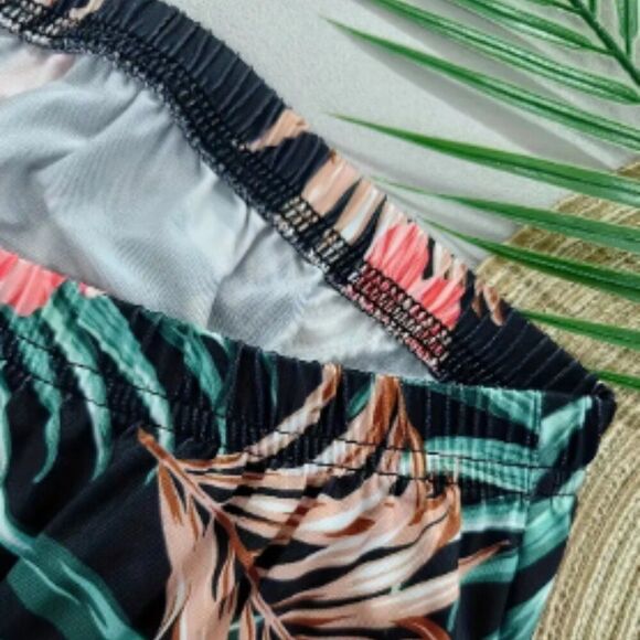 NWOT Plant Print Elastic Trim Tube Top MEDIUM Sleeveless Summer Strapless Top - Picture 2 of 4